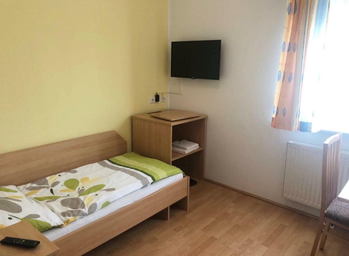 Gasthaus-Pension Zum Loewen Asten Εξωτερικό φωτογραφία